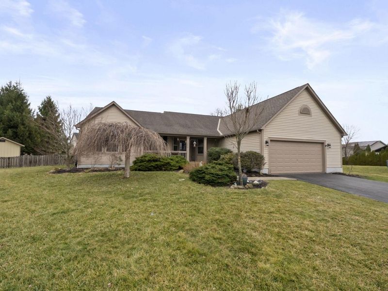 7800 Narrow Leaf Court, Blacklick, OH 43004 Photo 2