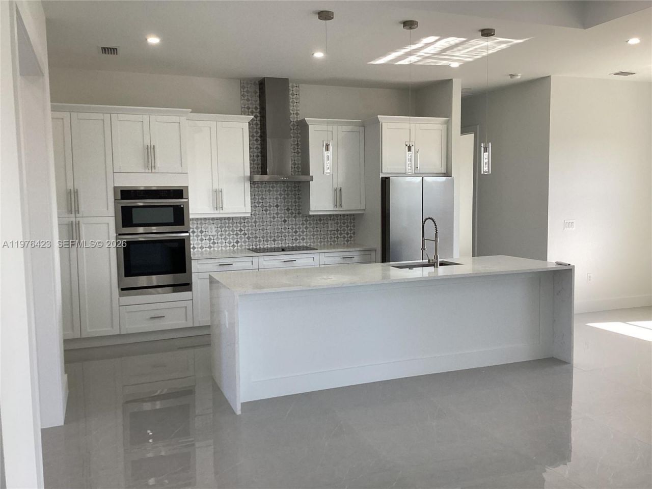 1120 NE 32nd Ln, Cape Coral, FL 33990 Photo