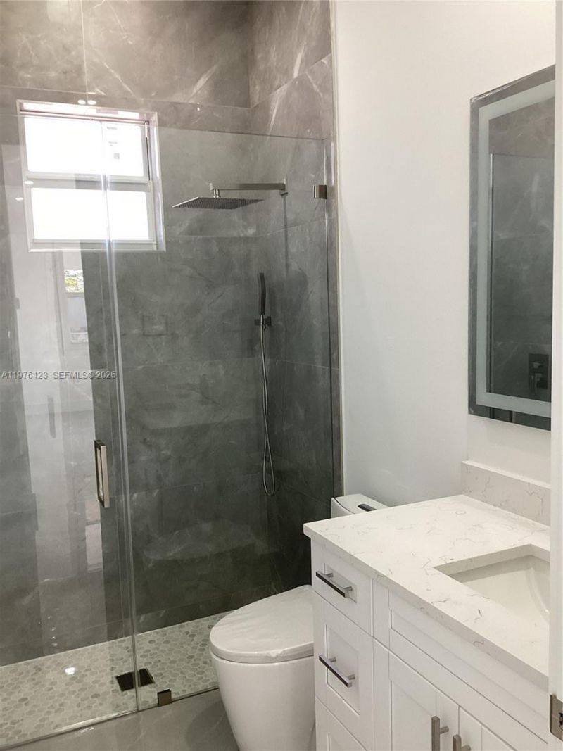 1120 NE 32nd Ln, Cape Coral, FL 33990 Photo