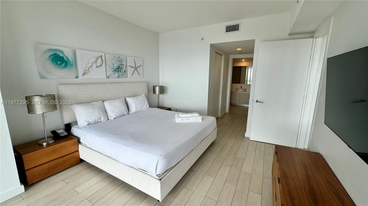 2600 E Hallandale Beach Blvd , Unit T3205, Hallandale Beach, FL 33009 Photo