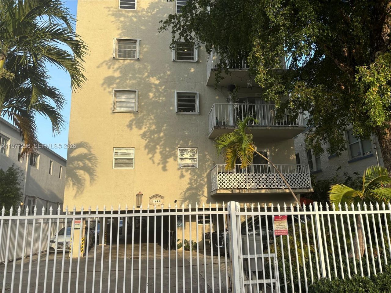 1615 Meridian Ave, Unit 203, Miami Beach, FL 33139 Photo