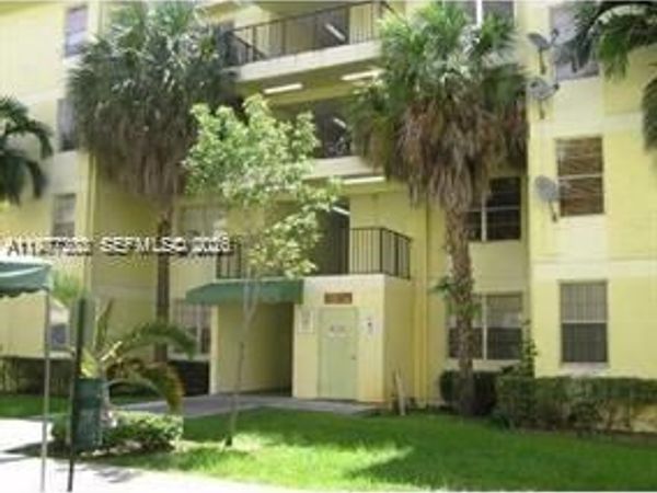 1885 W 56th St , Unit 112, Hialeah, FL 33012