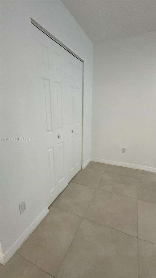 1885 W 56th St , Unit 112, Hialeah, FL 33012 Photo