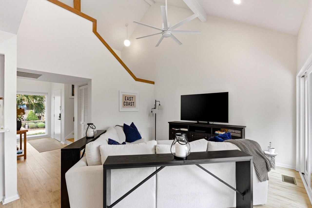 105 Heron Marsh Dr. Photo 16