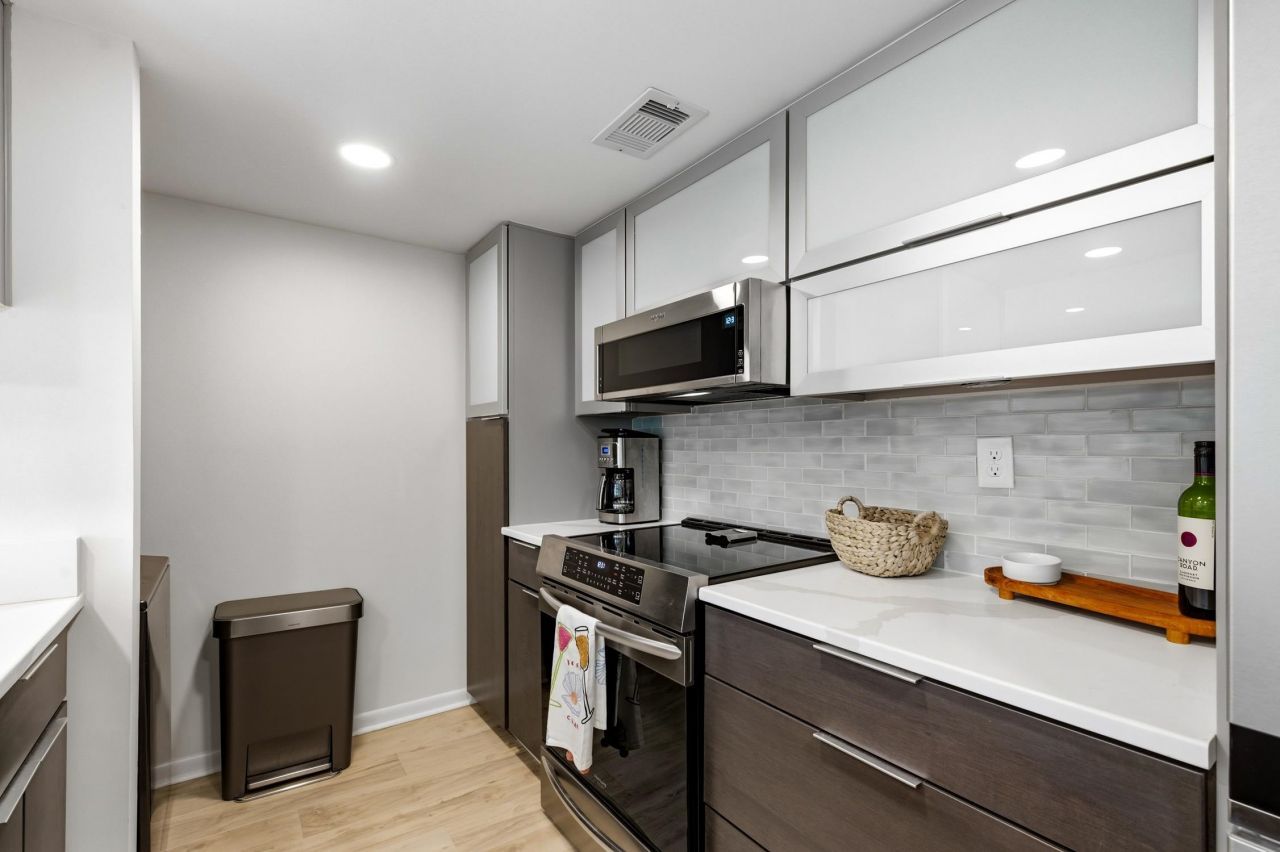 105 Heron Marsh Dr. Photo 8