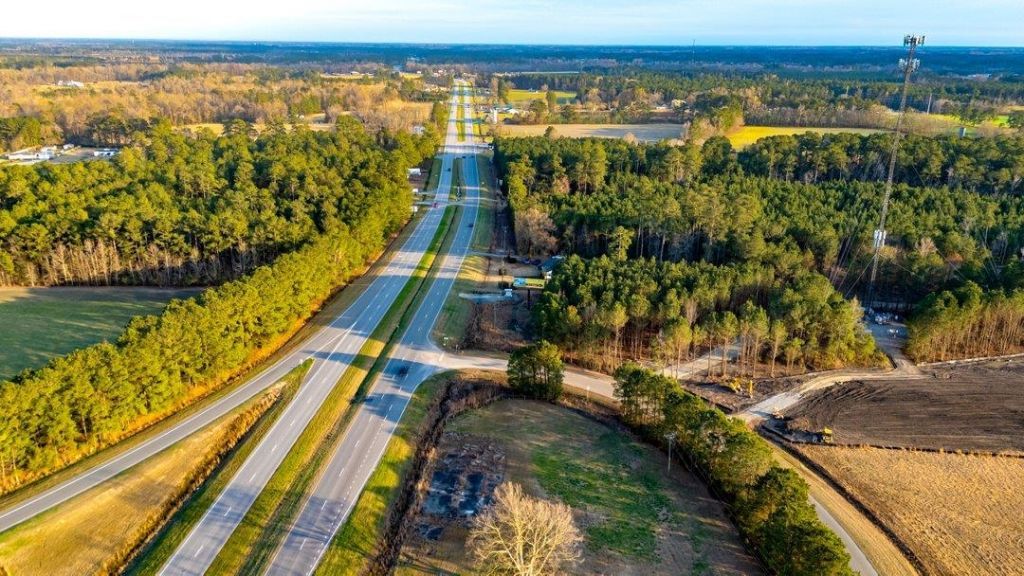 4.3 Acres Night Owl Ln. Photo 2