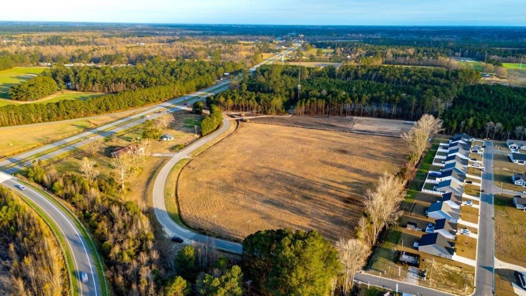 4.3 Acres Night Owl Ln. Photo 5