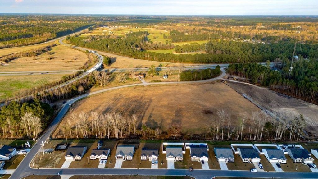 4.3 Acres Night Owl Ln. Photo 7