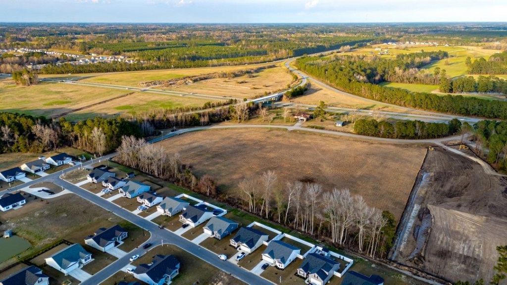 4.3 Acres Night Owl Ln. Photo 8