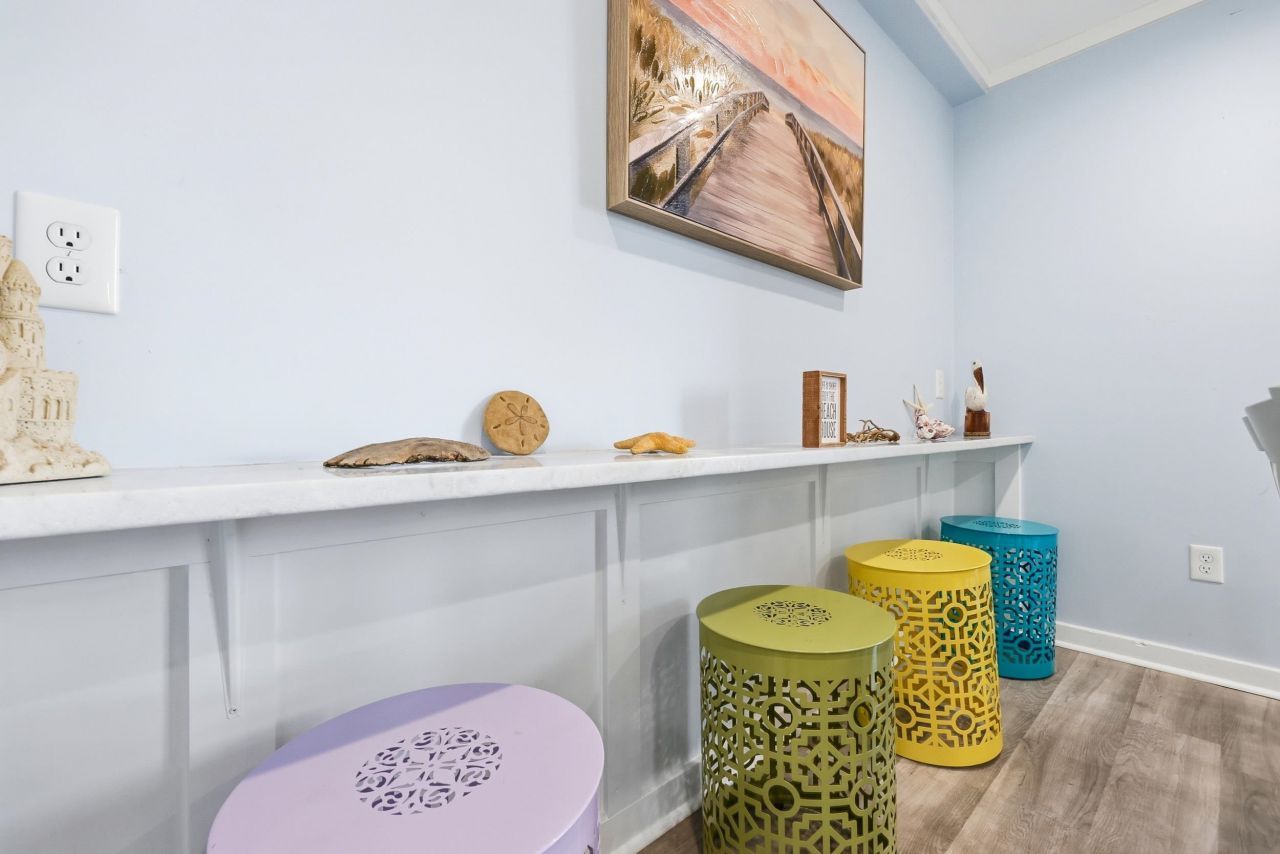 5905 S Kings Hwy. Photo 8