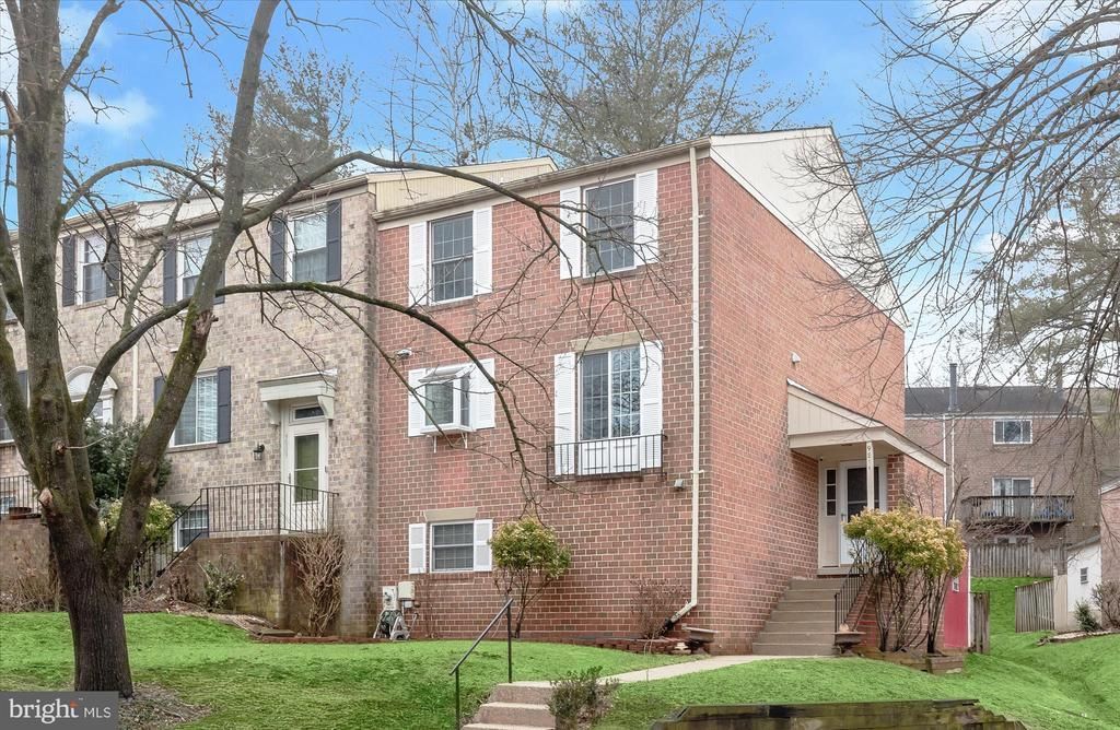 9811 RAINLEAF COURT, COLUMBIA, MD 21046