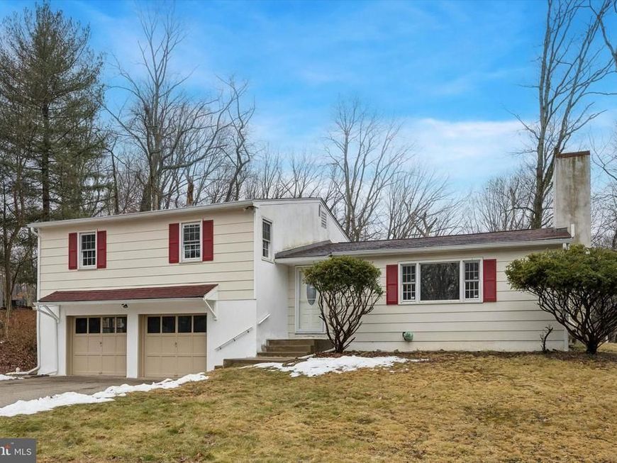 76 Birch Lane, Paoli, PA 19301 Main Photo