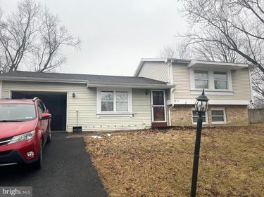 5577 EDSEL STREET, HARRISBURG, PA 17109