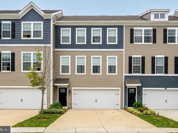 7 FOUNDRY BOULEVARD, MOUNT HOLLY, NJ 08060