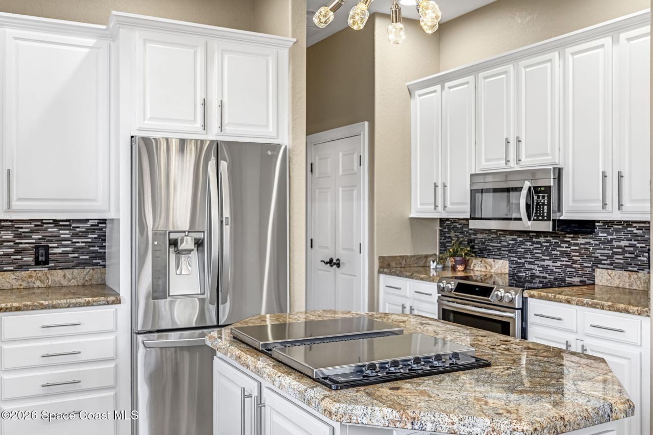 450 E Hall Road, Merritt Island, FL 32953 Photo