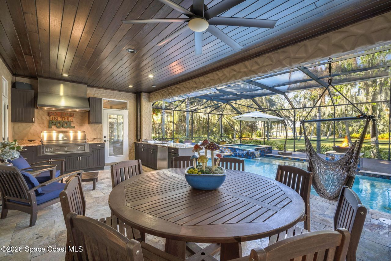 450 E Hall Road, Merritt Island, FL 32953 Photo