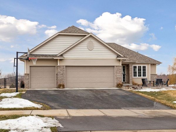 909 Firethorne Trail, Jordan, MN 55352