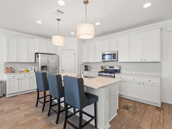 9107 Moonstone DR, Austin, TX 78729