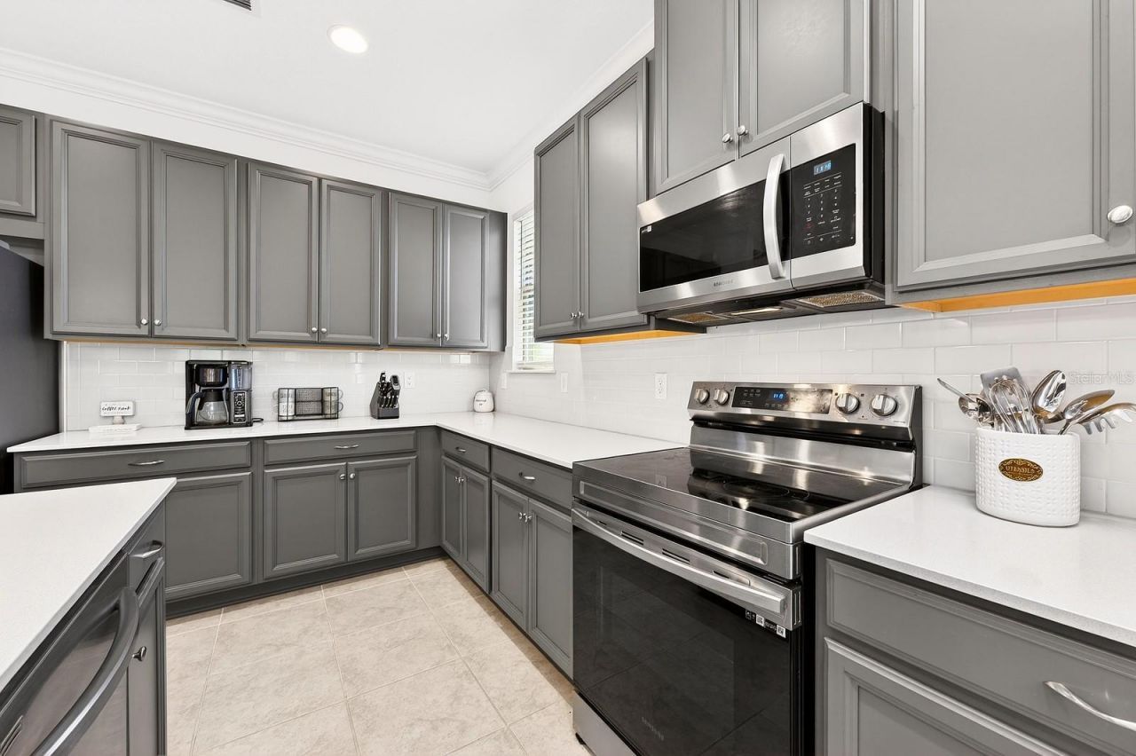 7651 Five Oaks Drive, Harmony, FL 34773 Photo