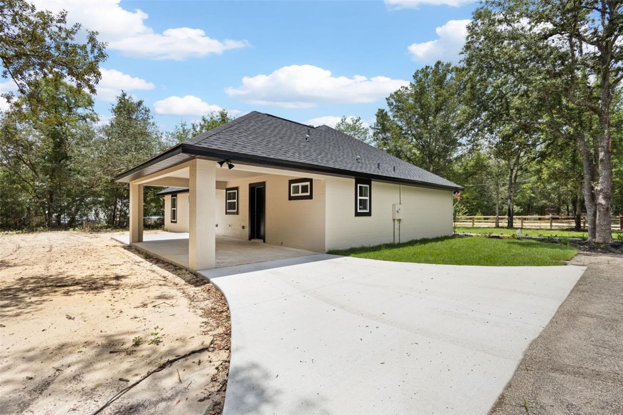 8541 NE 105 Avenue, Bronson, FL 32621 Photo