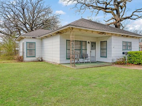 149 30th Street NW, Paris, TX 75460