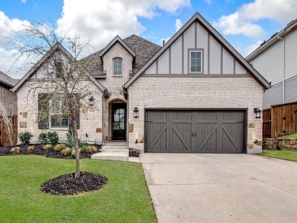 14313 Greenside Drive , Fort Worth, TX 76008