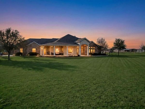 2279 Big Sky Trail, Ponder, TX 76259