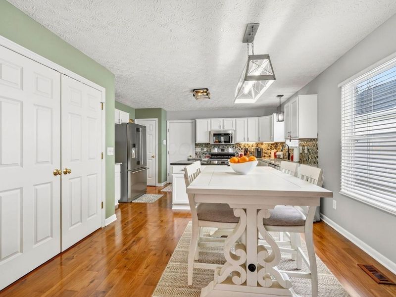 5645 Covington Meadows Drive, Westerville, OH 43082 Photo 12