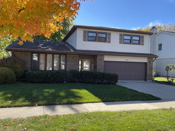 1925 E Waverly Lane , Arlington Heights, IL 60004