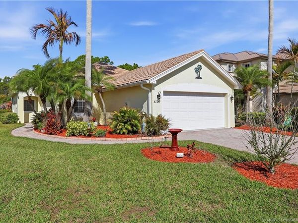 3726 NW Deer Oak Drive, Jensen Beach, FL 34957
