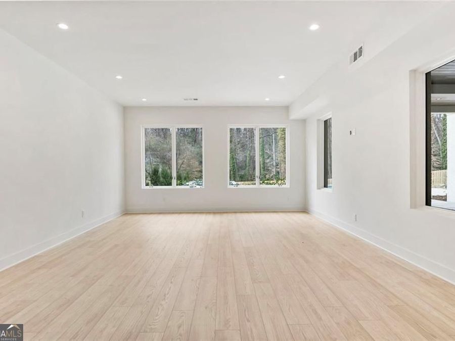 Property Image 73