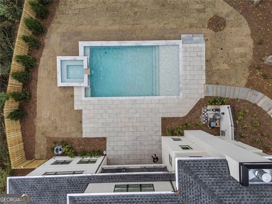 Property Image 82