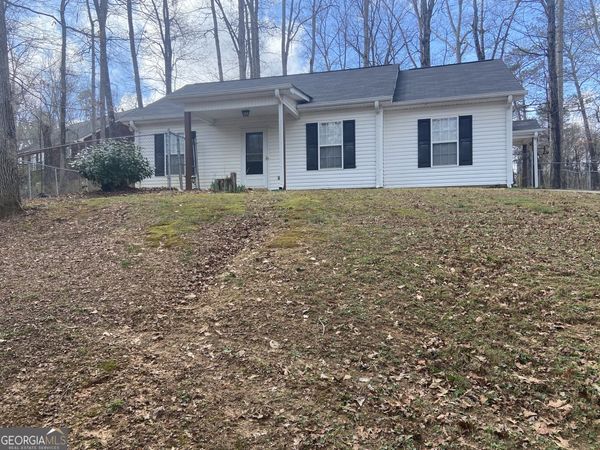 15 Twin Lakes Road, Winder, GA 30680