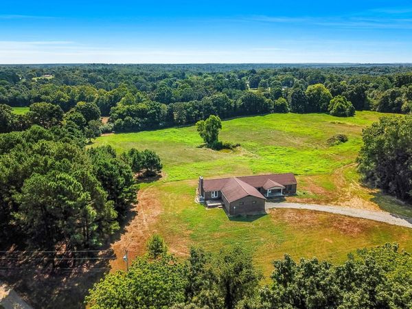 239 Wayne Threatt Rd , Dover, TN 37058