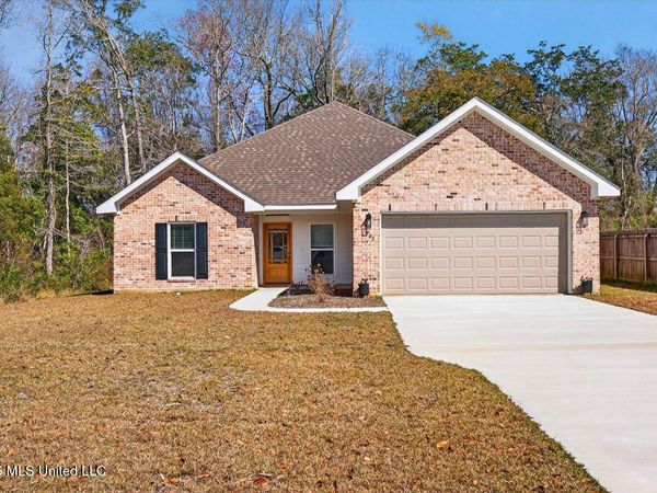 502 Dynsmore Place, Long Beach, MS 39560