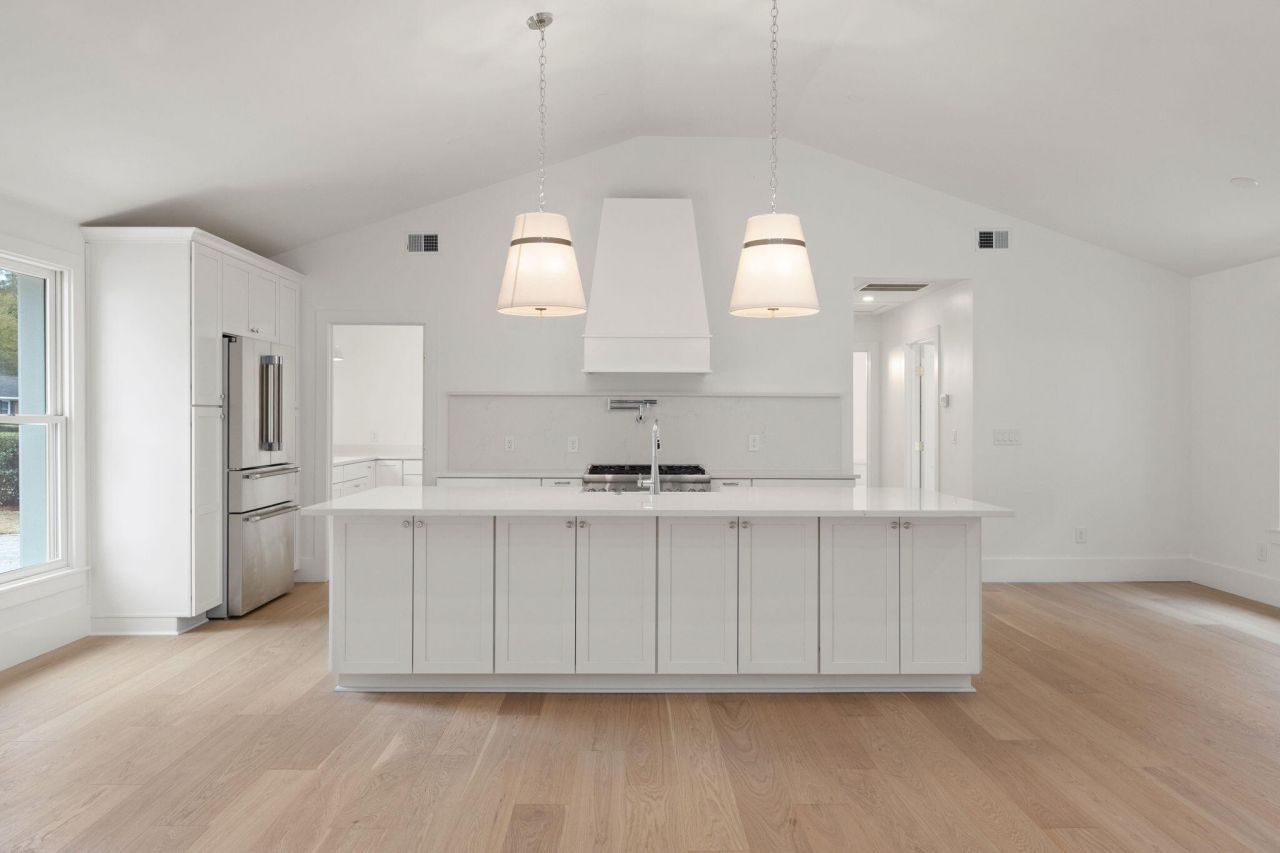 914 Cliffwood Drive Photo 12