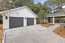 914 Cliffwood Drive photo 4