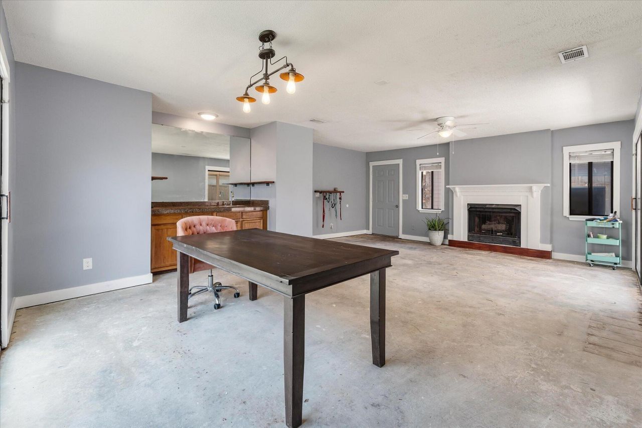 8687 Elsinore Court Photo 10