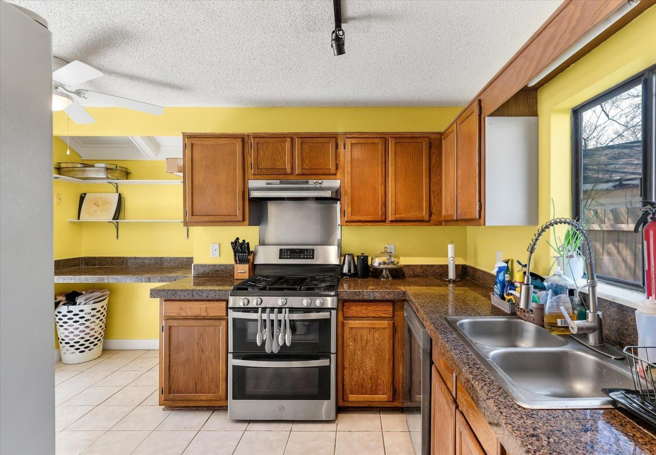 8687 Elsinore Court Photo 12