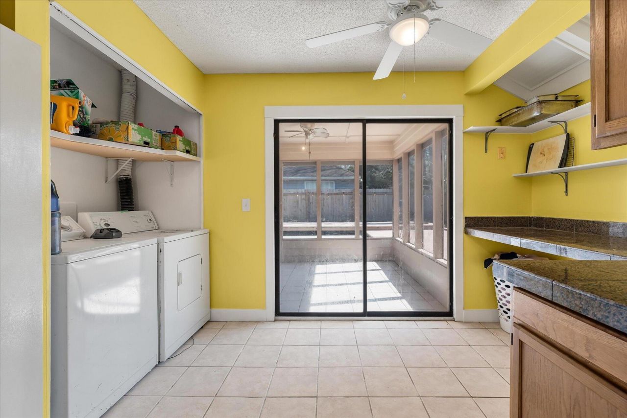 8687 Elsinore Court Photo 15