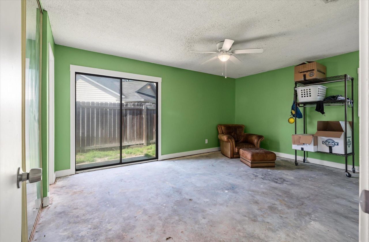 8687 Elsinore Court Photo 16