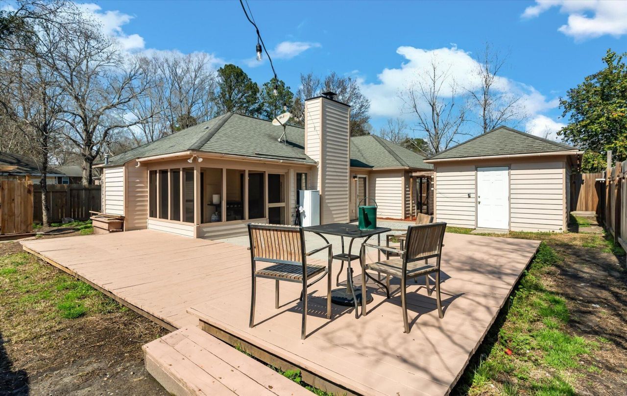 8687 Elsinore Court Photo 23