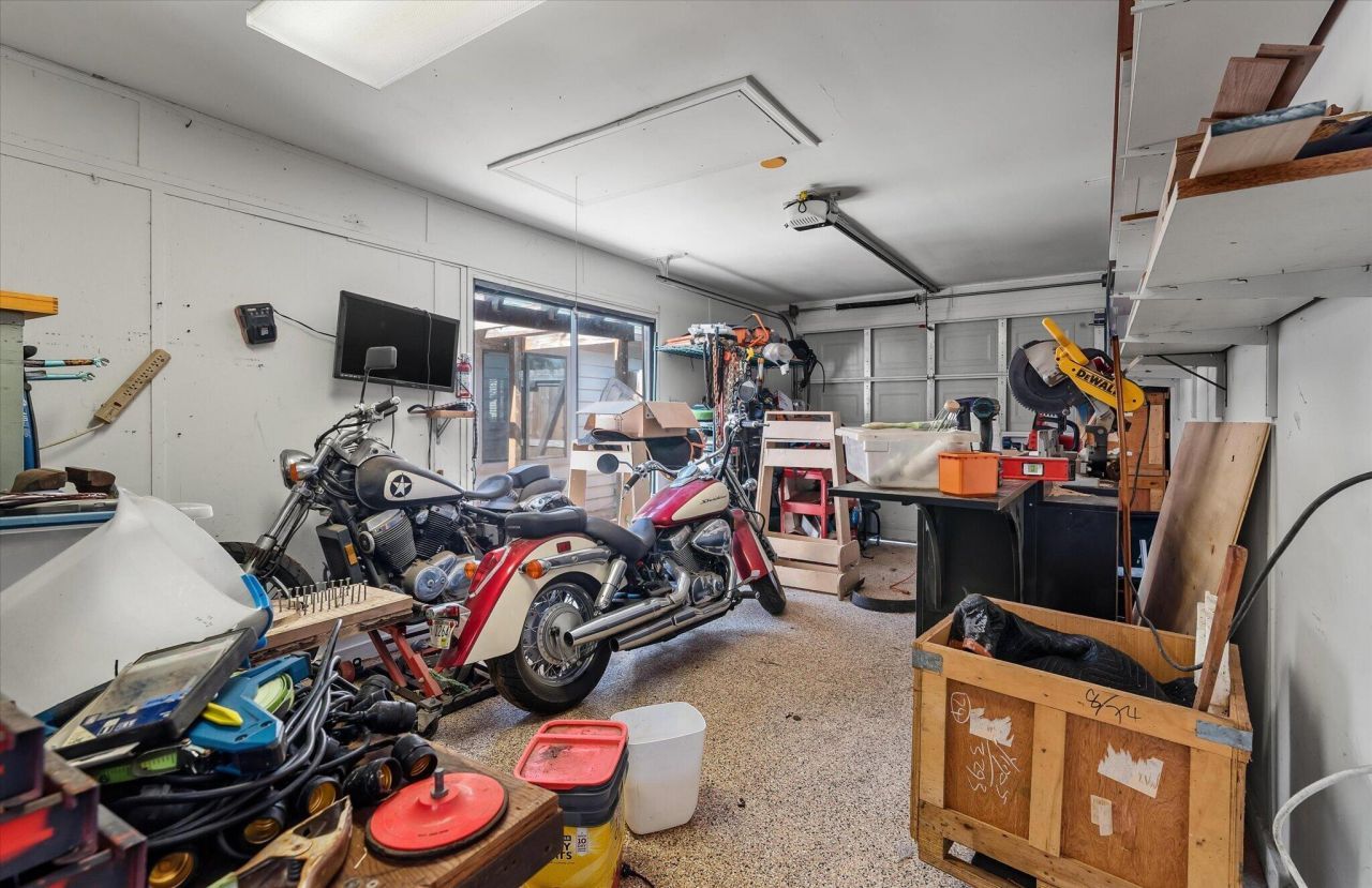 8687 Elsinore Court Photo 27