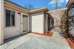 8687 Elsinore Court photo 4