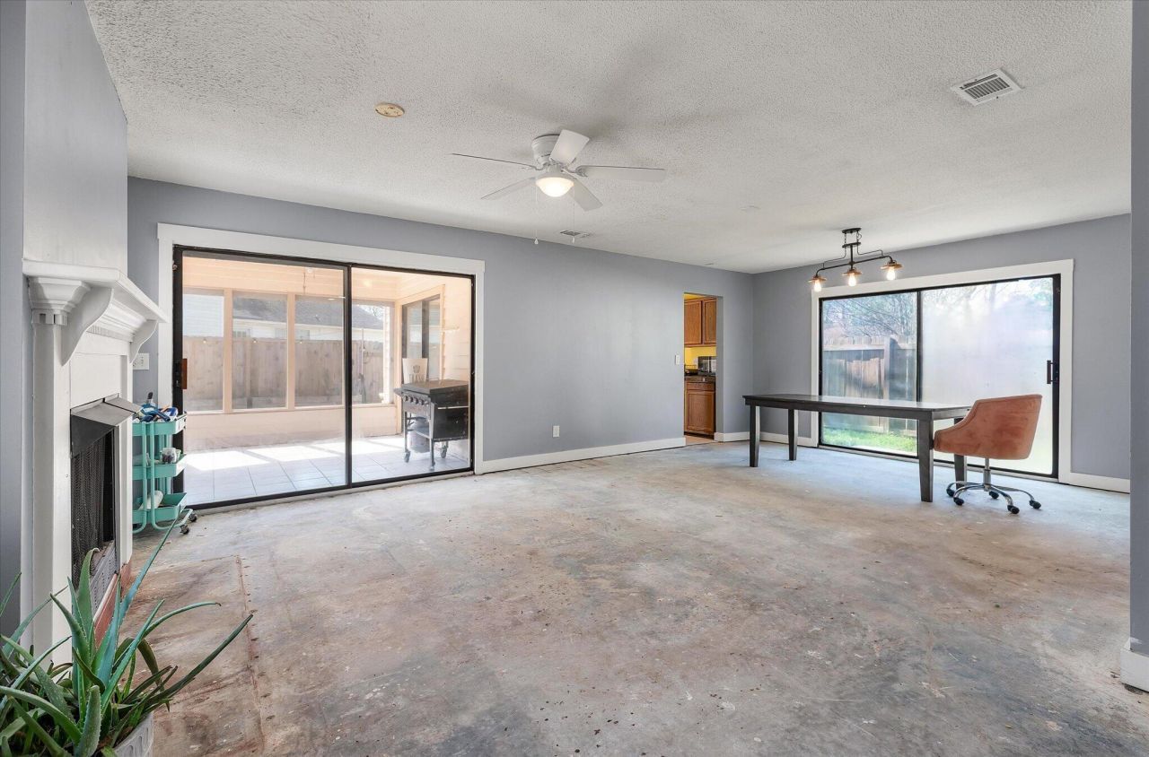 8687 Elsinore Court Photo 8