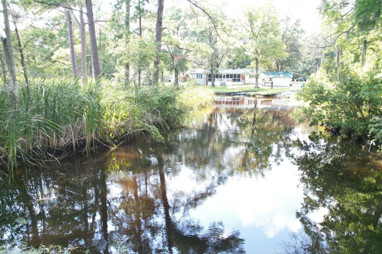 538 Castlebury Road Photo 42