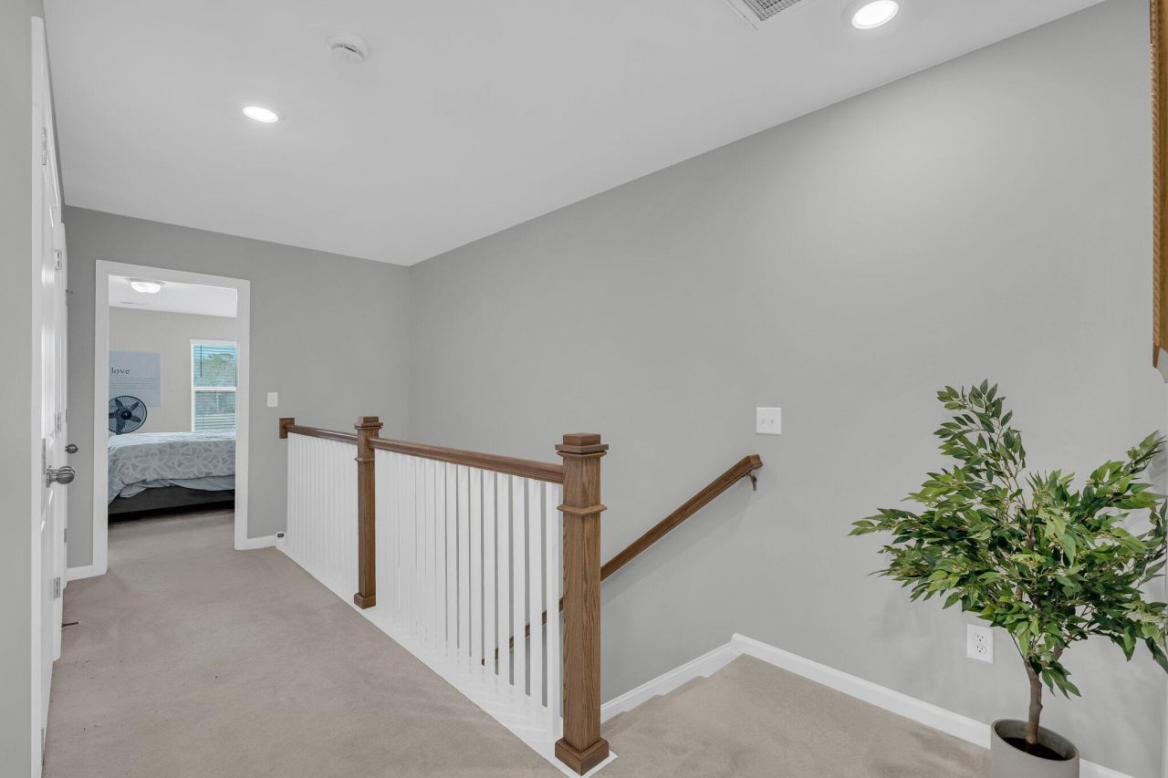 396 Painted Lady Lane Photo 13