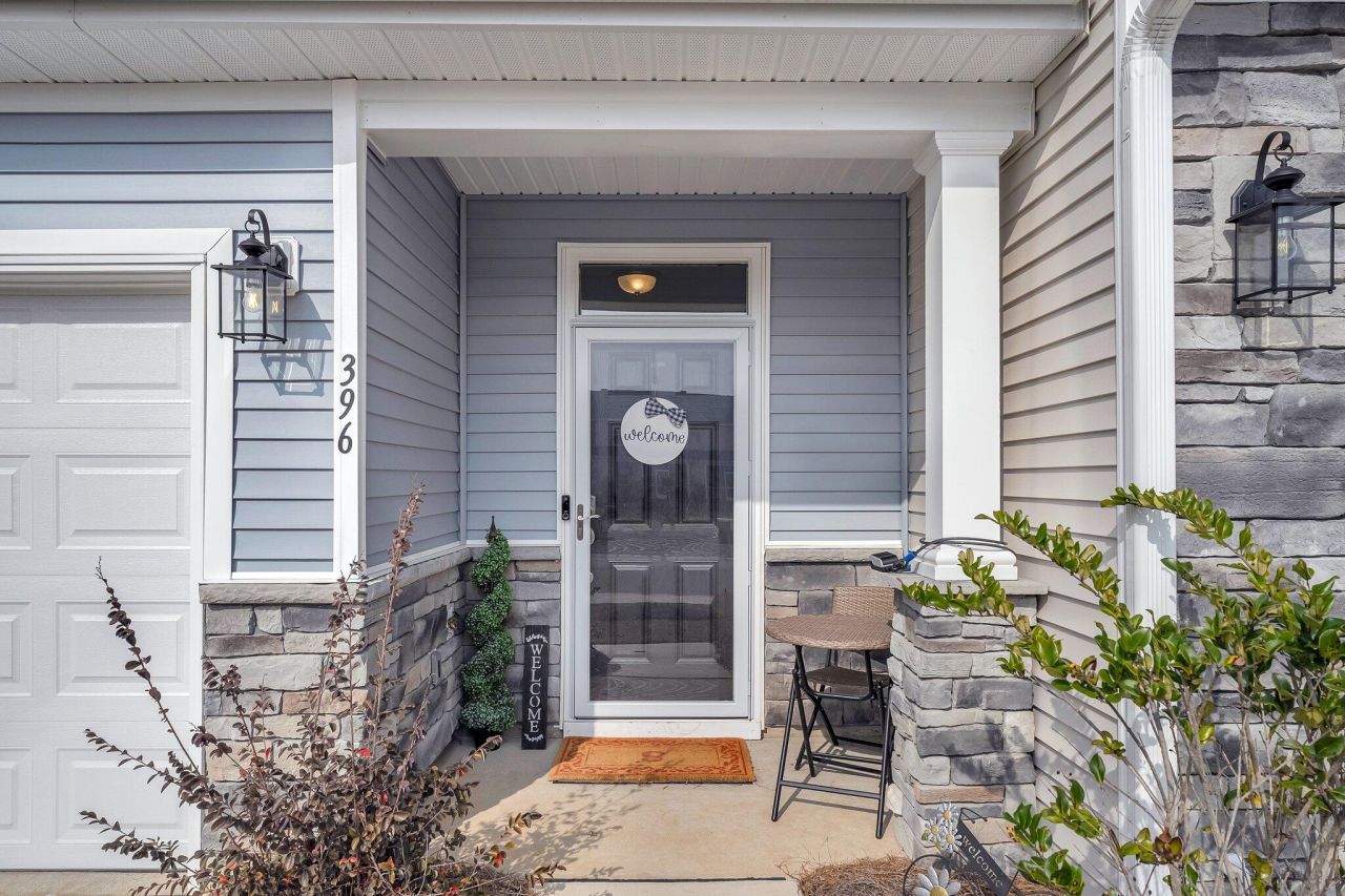 396 Painted Lady Lane Photo 26