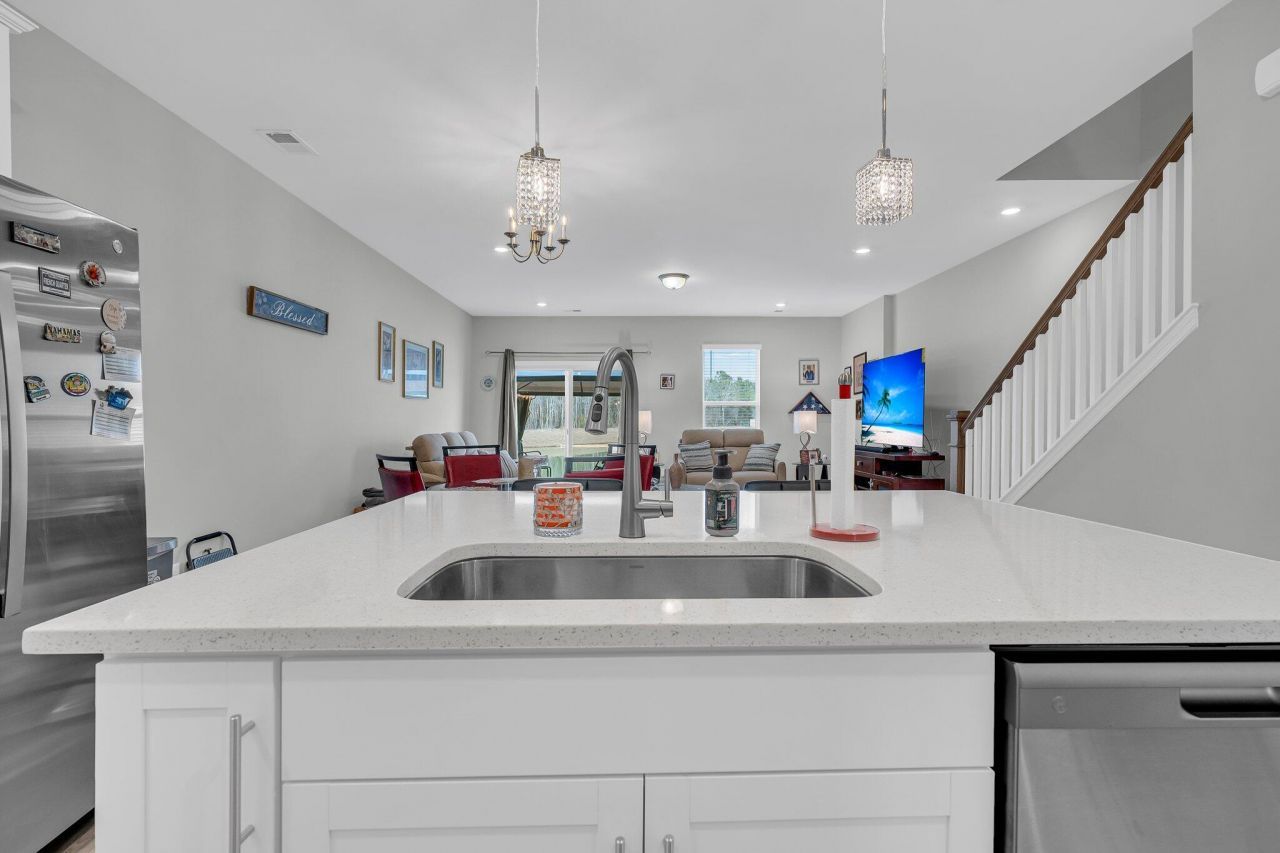 396 Painted Lady Lane Photo 6