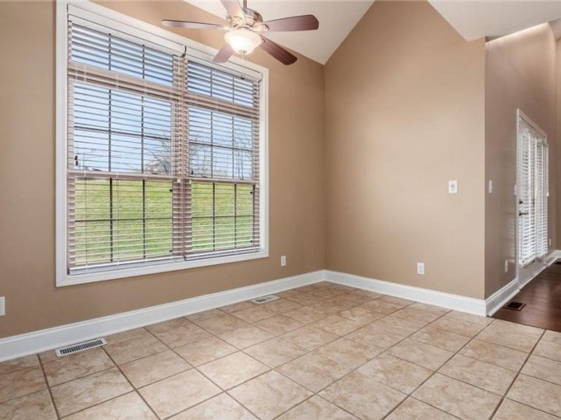 3150 Northern Place, Zanesville, OH 43701 Photo 11